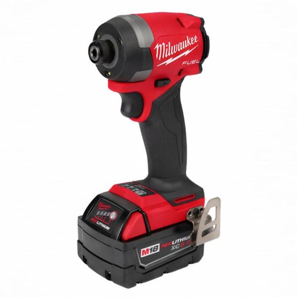 Taladro con percutor Atornillador a Batería 18V M18 FUEL Milwaukee 2904-20 13mm 158Nm + Atornillador de Impacto a Batería 18V M18 FUEL Milwaukee 2953-20 1/4” 226Nm con maletín (incluye 2 Baterías y 1 cargador) - Imagen 4