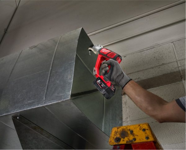 Cizalla de corte doble inalámbrica a Batería 18V M18 Milwaukee 2635-20 Calibre 18 (no incluye batería ni cargador) - Imagen 4