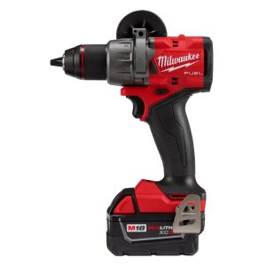 Taladro con percutor Atornillador a Batería 18V M18 FUEL Milwaukee 2904-259A 13mm 158Nm con maletín (incluye 2 Baterías y 1 cargador)