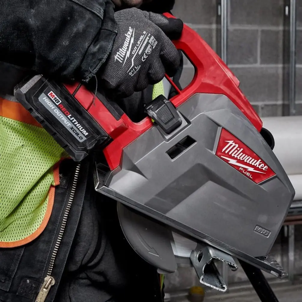 Sierra circular corte metal a batería 18V M18 FUEL Milwaukee 2982-20 203mm(8”) 65mm 4000rpm (no incluye batería ni cargador) - Imagen 6